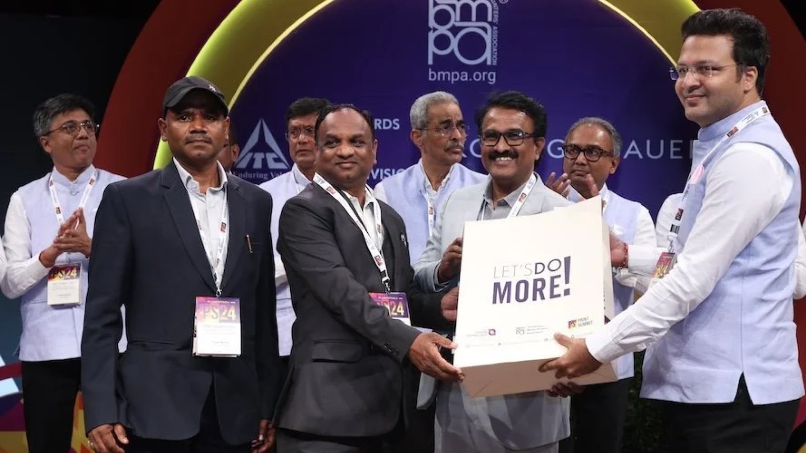 Pratham Technologies Triumphs at Print Summit 2024